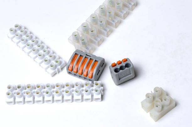 How Many Types of Cable Connectors Are Available?