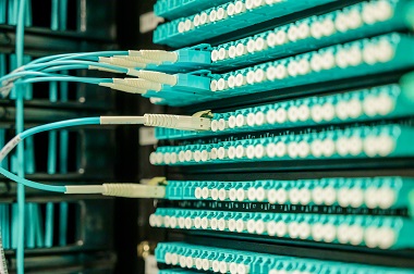 Installation and wiring of transformer terminals
